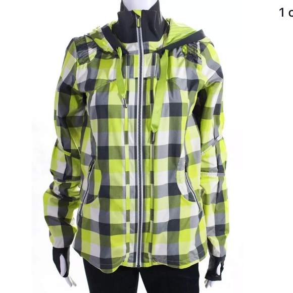 lululemon athletica Jackets & Blazers - LULULEMON LINED WINDBREAKER ZIP JACKET